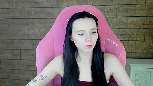 ArinaKubrick online show from March 2026 04:14:02 PM