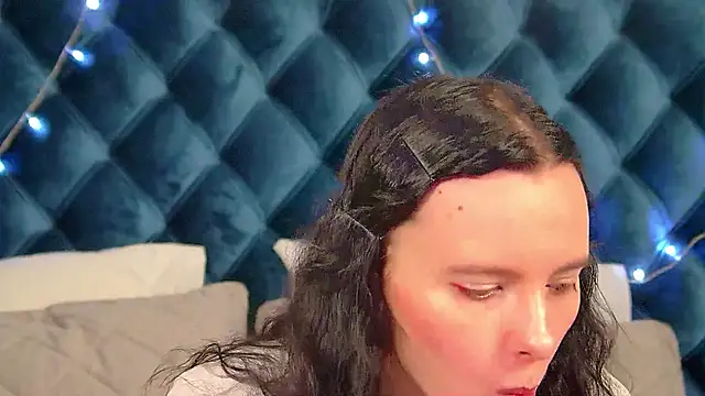 ArinaKubrick online show from January 2026 04:14:02 PM