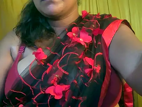 MISTI KOLK online show from May 2026 08:03:02 AM