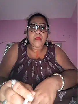 Snapshot of MISTI_KOLK chatting on July 2026 10:37:02 AM MISTI KOLK online show from July 2026 10:37:02 AM