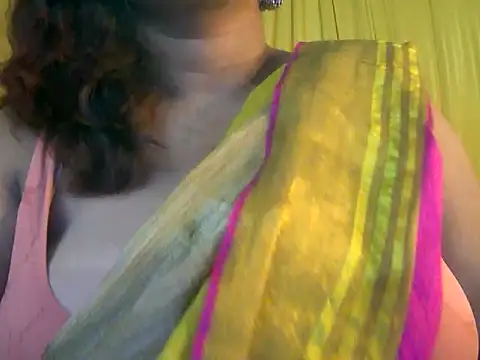 Snapshot of MISTI_KOLK chatting on June 2026 08:52:01 AM MISTI KOLK online show from June 2026 08:52:01 AM