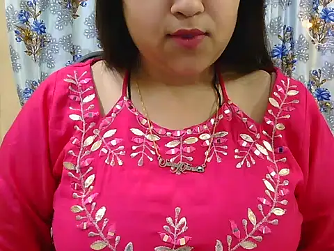 sexy-shikha79 online show from February 2026 04:41:02 AM