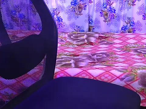 sexy-shikha79 online show from February 2026 05:39:02 AM