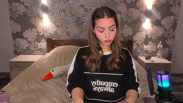 BitterPeach online show from May 2026 04:47:01 PM