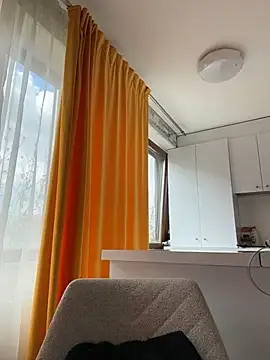 AstridVex online show from April 2026 09:49:01 AM