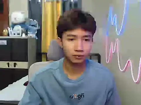 Ur hottestjonny online show from June 2026 12:20:01 AM
