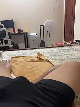 battman4488 online show from December 2025 03:45:01 PM