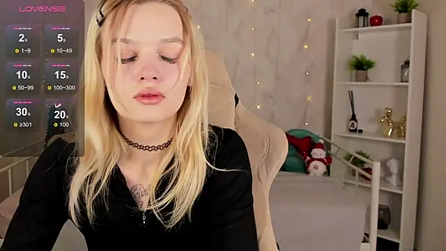 KianaVision online show from December 2025 05:34:01 AM