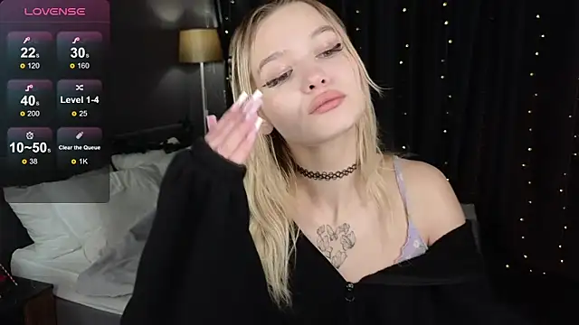 KianaVision online show from December 2025 05:42:02 AM