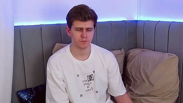 NickJohnas online show from December 2025 09:11:01 AM