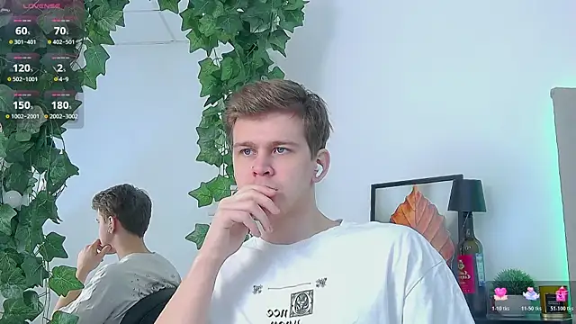 Snapshot of NickJohnas chatting on March 2026 03:58:02 AM NickJohnas online show from March 2026 03:58:02 AM