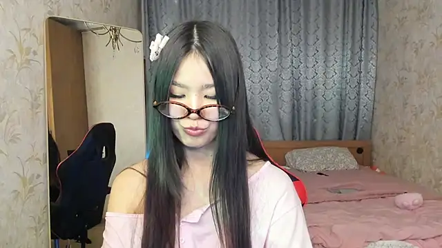 amiya cute online show from March 2026 02:55:02 PM