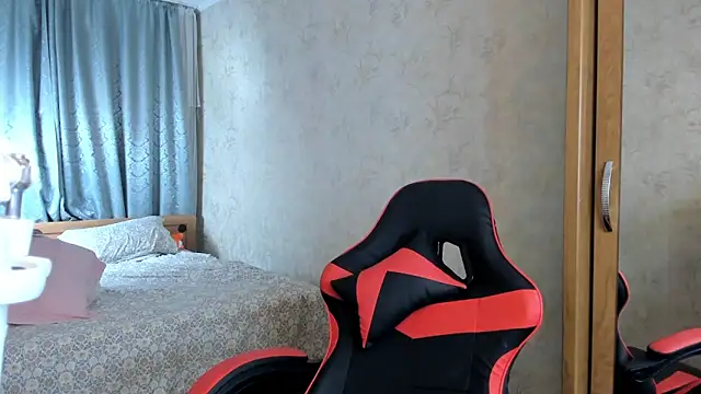 amiya cute online show from April 2026 03:48:01 PM