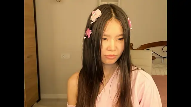 amiya cute online show from March 2026 04:59:01 PM