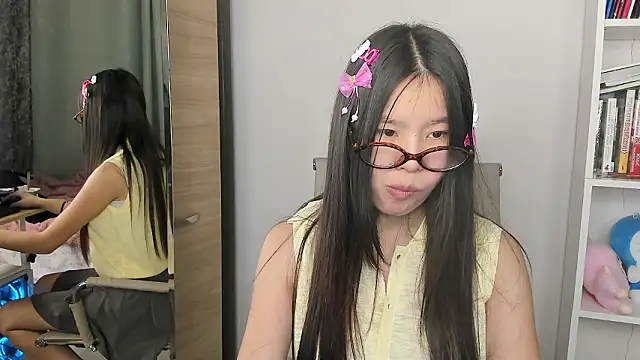 amiya cute online show from February 2026 03:13:02 PM