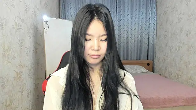 amiya cute online show from March 2026 05:35:01 PM