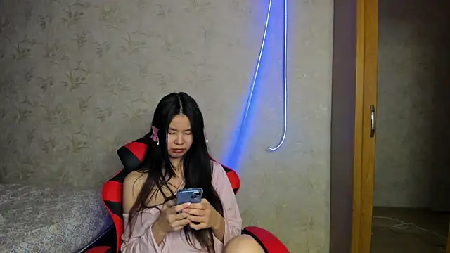 amiya cute online show from March 2026 05:31:01 PM