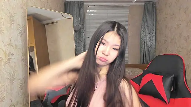 amiya cute online show from March 2026 02:29:02 PM