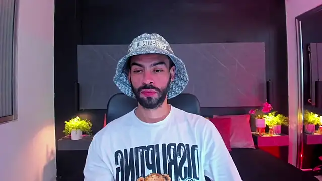 arcangel harris online show from February 2026 07:58:01 PM