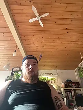 YoursxTruly online show from January 2026 11:14:01 AM