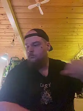 YoursxTruly online show from February 2026 06:02:02 AM