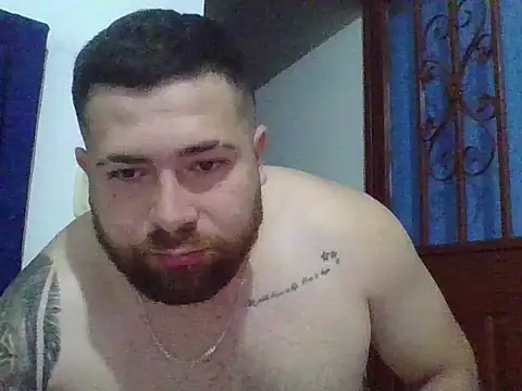 Snapshot of hammerwhite01 chatting on December 2025 01:28:02 PM hammerwhite01 online show from December 2025 01:28:02 PM