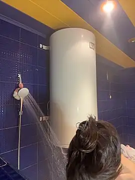 Snapshot of SilkyMira chatting on February 2026 10:10:01 PM SilkyMira online show from February 2026 10:10:01 PM