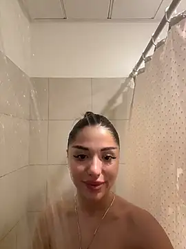 Snapshot of SilkyMira chatting on February 2026 05:57:01 PM SilkyMira online show from February 2026 05:57:01 PM