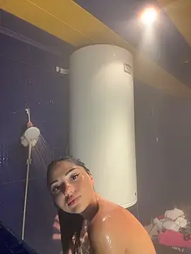 SilkyMira online show from May 2026 06:11:01 PM