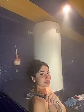 Snapshot of SilkyMira chatting on February 2026 03:12:02 PM SilkyMira online show from February 2026 03:12:02 PM