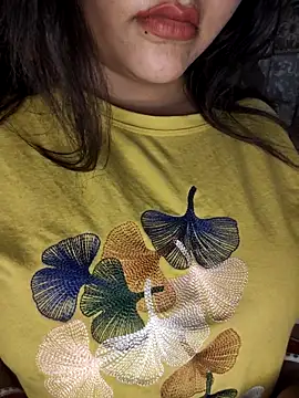 Snapshot of Wanii32 chatting on April 2026 05:46:01 AM Wanii32 online show from April 2026 05:46:01 AM