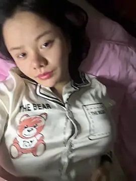 leo-kitty online show from December 2025 01:47:02 PM