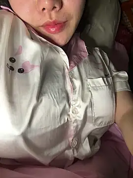 leo-kitty online show from December 2025 02:19:02 PM