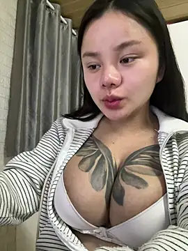 Snapshot of leo-kitty chatting on March 2026 03:32:02 PM leo-kitty online show from March 2026 03:32:02 PM