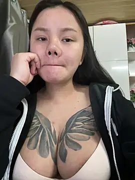 leo-kitty online show from February 2026 02:15:01 PM