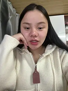 leo-kitty online show from February 2026 06:06:01 PM