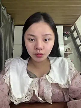 leo-kitty online show from February 2026 02:17:01 PM