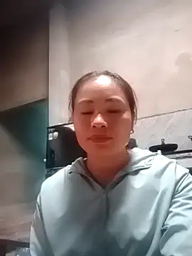 Snapshot of honey-kis chatting on December 2025 05:02:02 AM honey-kis online show from December 2025 05:02:02 AM