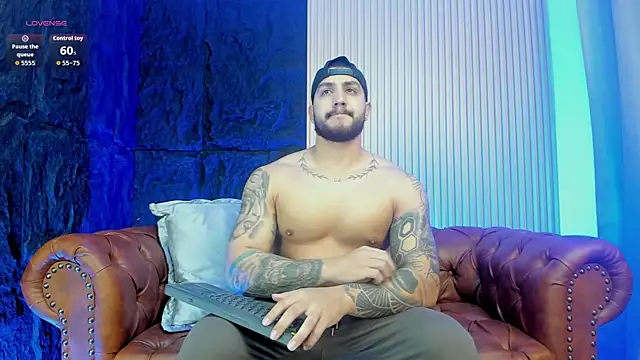 KyleNorth  online show from January 2026 12:31:02 PM