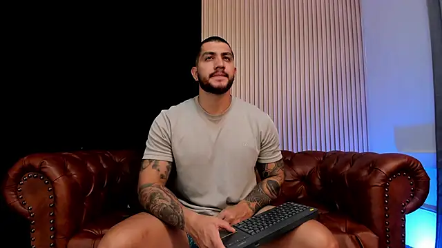 KyleNorth  online show from April 2026 02:07:02 PM