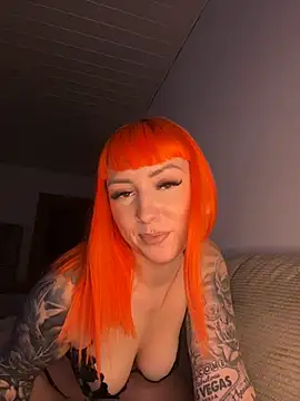 ScarletVixenLive online show from February 2026 07:11:01 PM