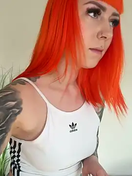 ScarletVixenLive online show from April 2026 02:23:02 PM