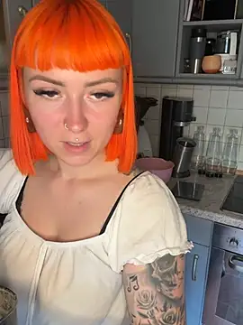 ScarletVixenLive online show from July 2026 12:20:02 PM