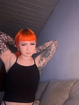 ScarletVixenLive online show from February 2026 06:52:01 PM