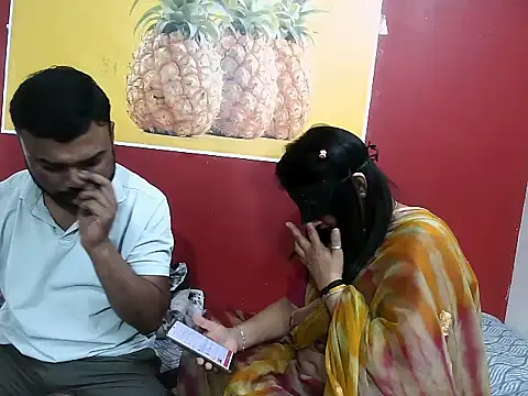 Lovelycouple25 online show from February 2026 06:45:02 AM