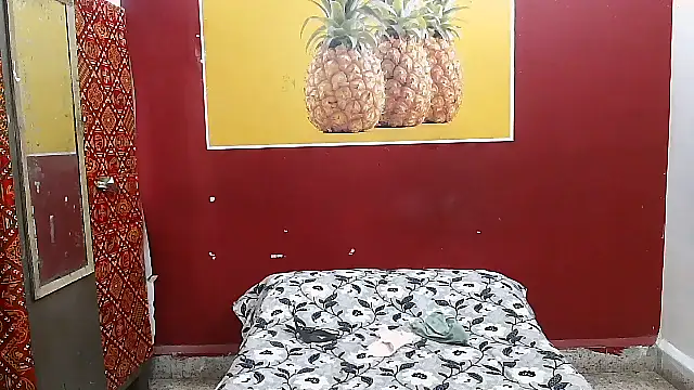 Lovelycouple25 online show from April 2026 06:20:02 AM