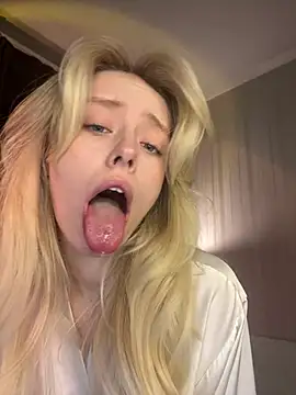 SunnyShiney online show from January 2026 02:09:02 PM