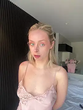 SunnyShiney online show from February 2026 08:23:02 AM