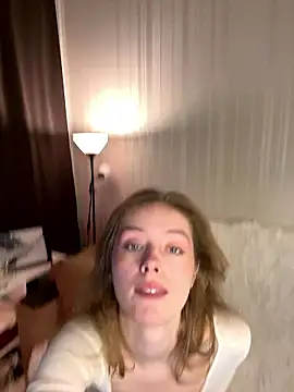 SunnyShiney online show from January 2026 01:56:01 AM