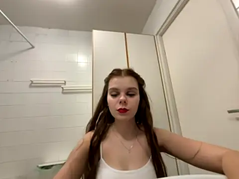 LeyaFlamy online show from December 2025 07:49:02 PM